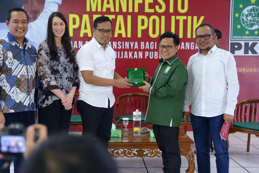 d69fb5e5-31b7-47fd-9db5-93155facfb18